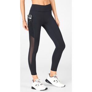 Fabletics | Trinity Motion365 Mid-Rise 7/8 Legging | Black | S